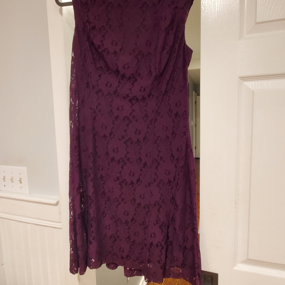 Dress - Picture 3 of 5